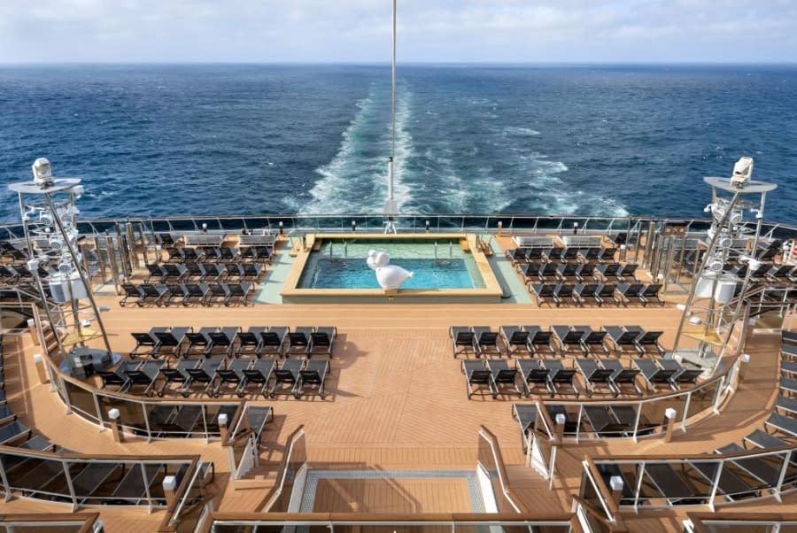 Piscina Horizon